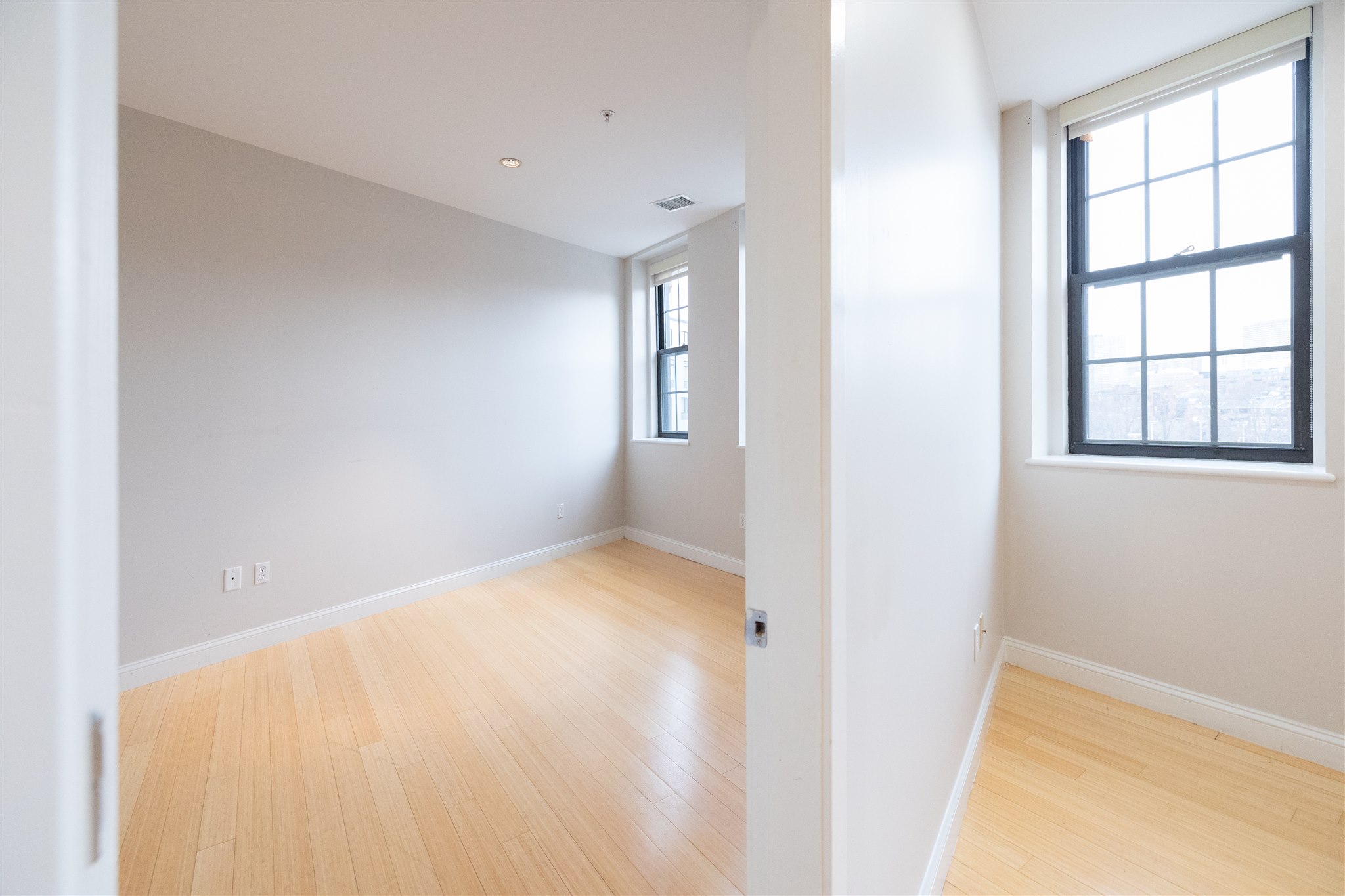 490 Harrison Ave, South End