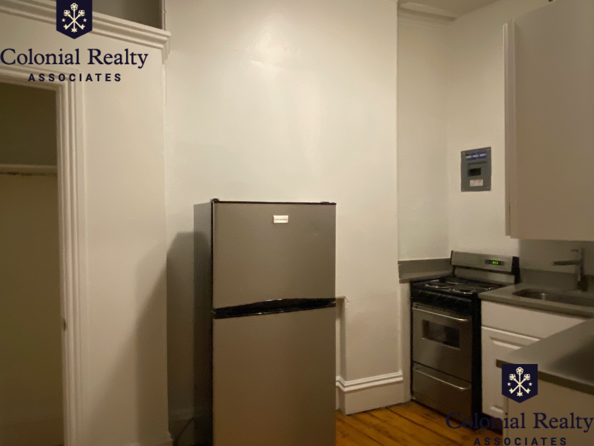 92 Charles St, Beacon Hill