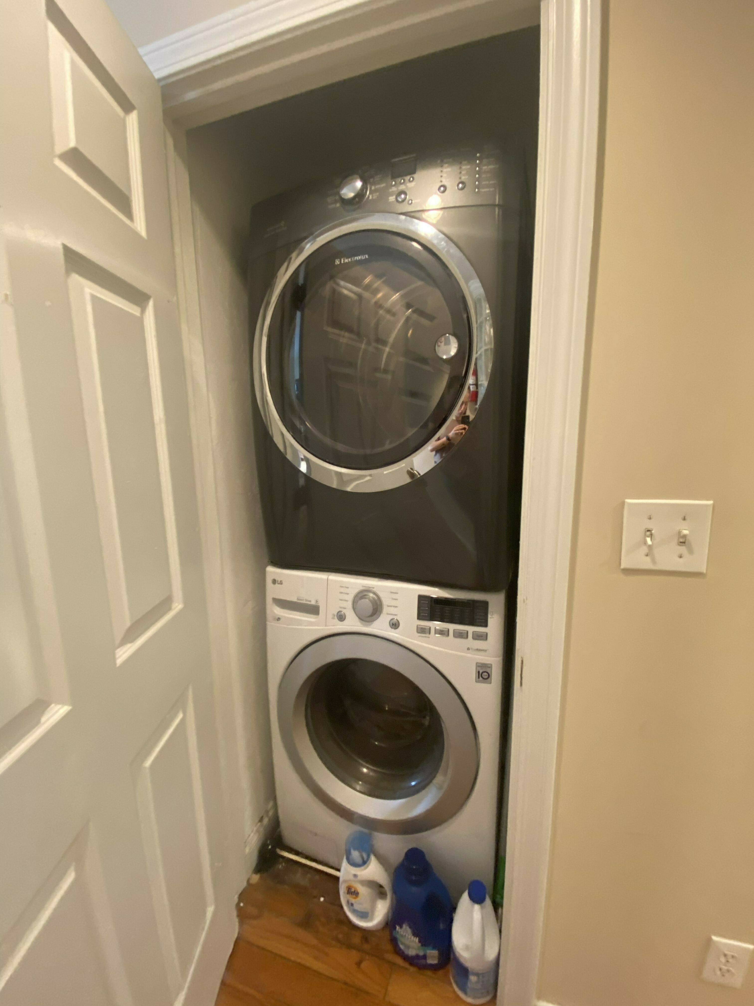 30 Circuit St, Roxbury