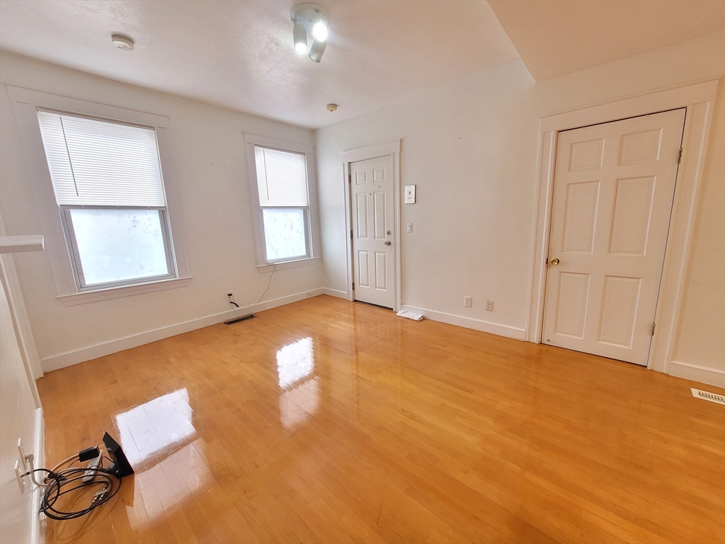 197 Otis St, East Cambridge