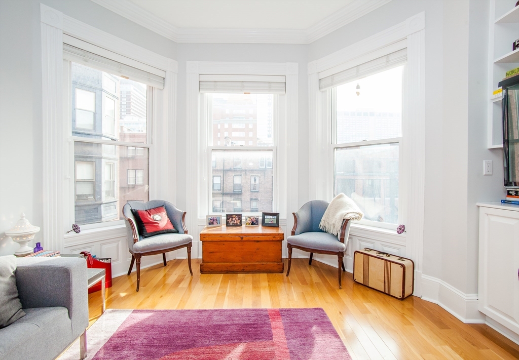 280 Commonwealth Ave, Back Bay