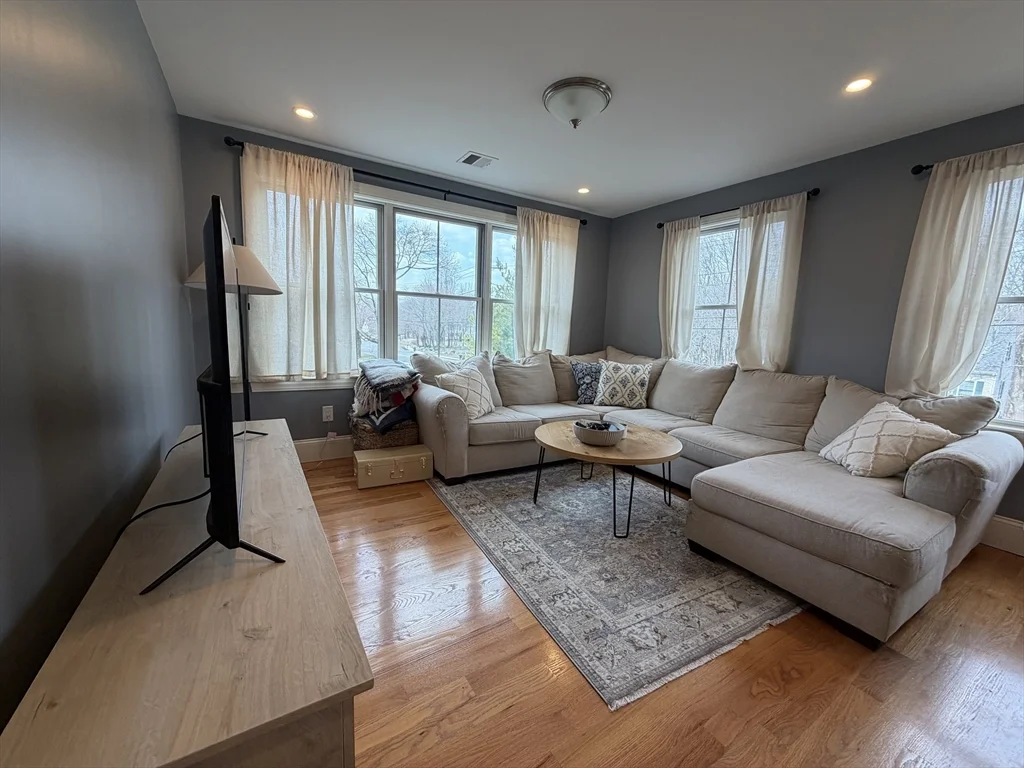 324 East St, Walpole