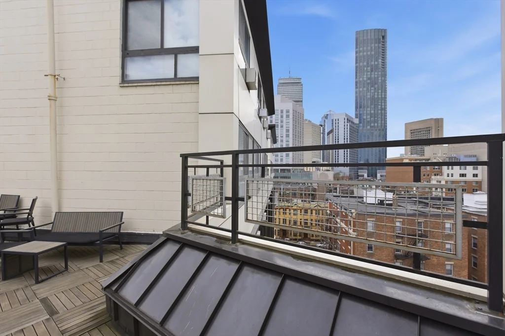 12 Stoneholm St, Back Bay