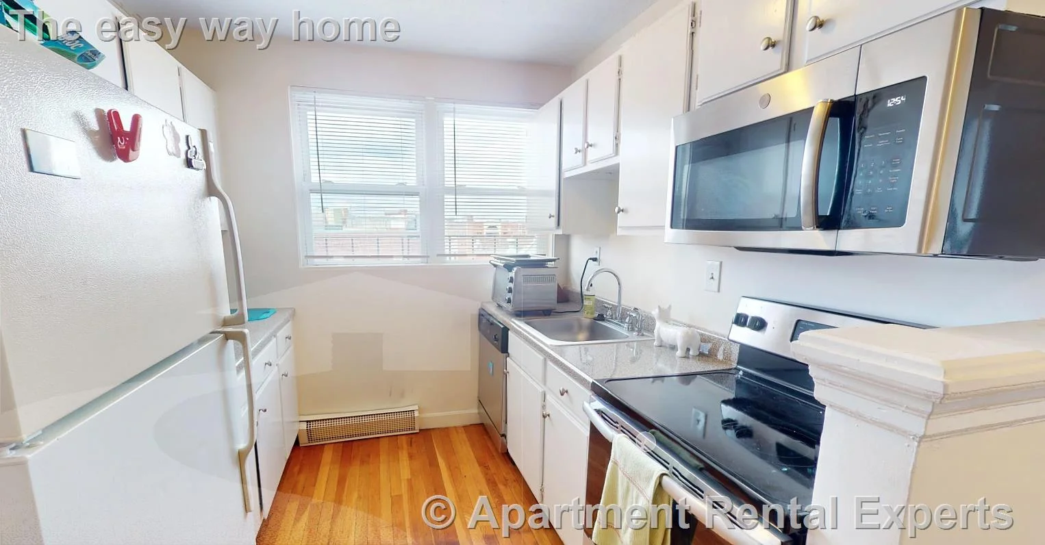 402 Highland Ave, Davis Square