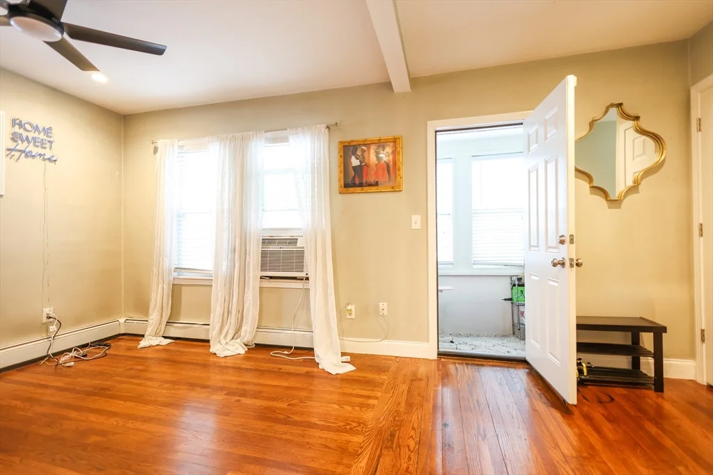 43-45 Belnel Rd, Hyde Park