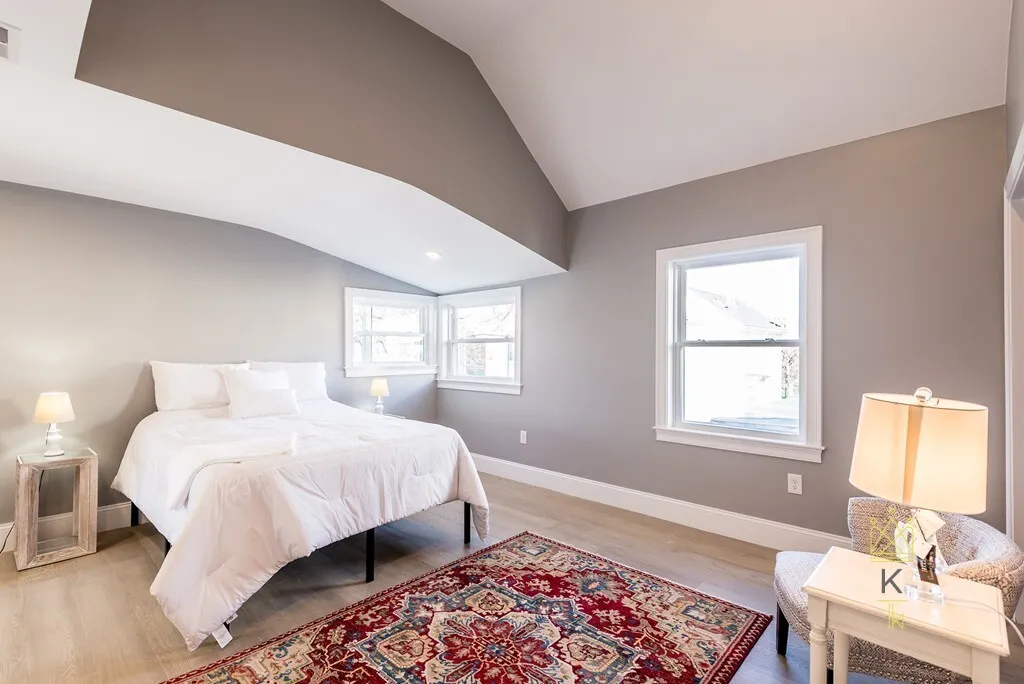 69 Rush St, East Somerville