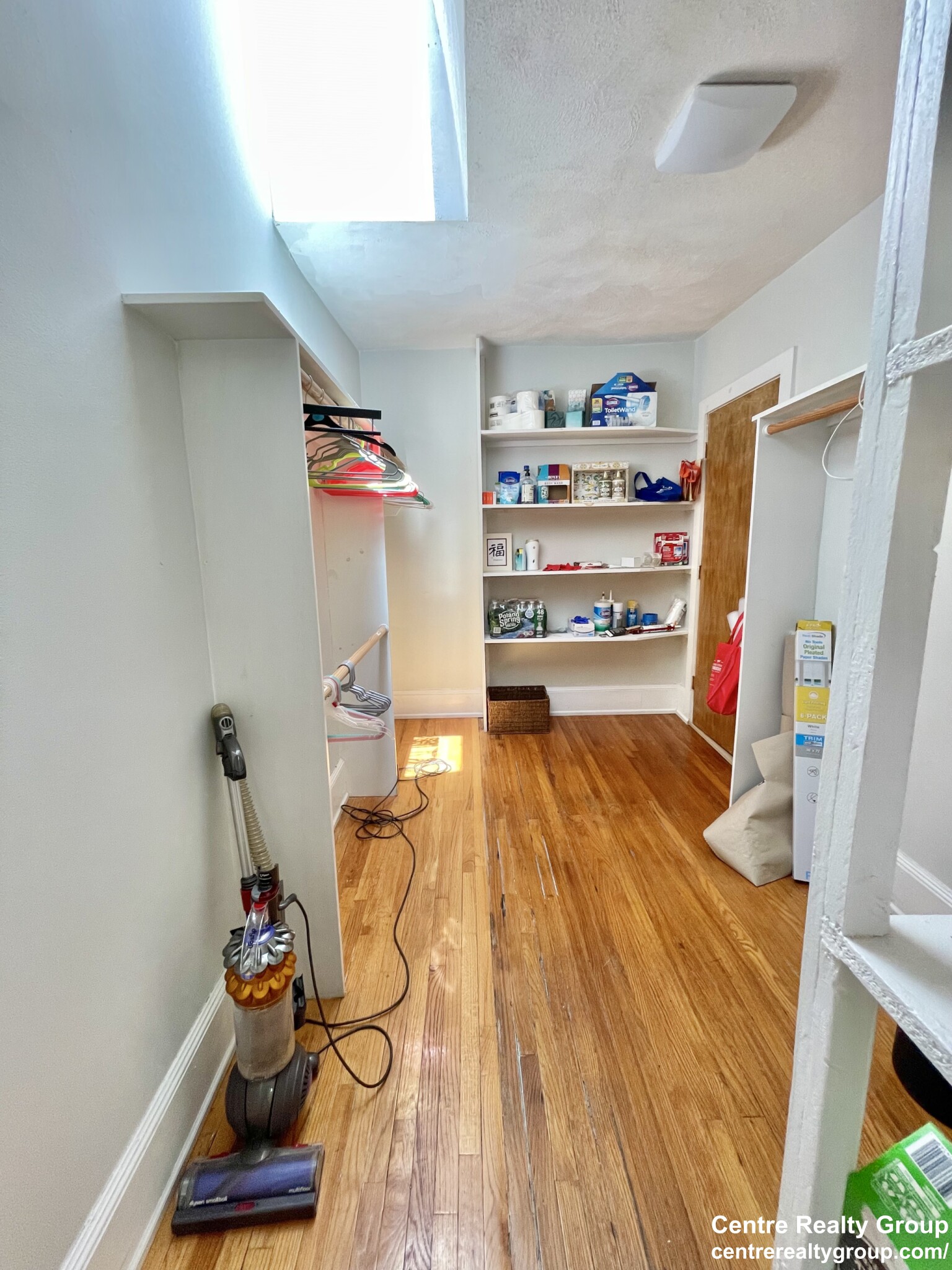 94 Mount Pleasant Ave, Roxbury