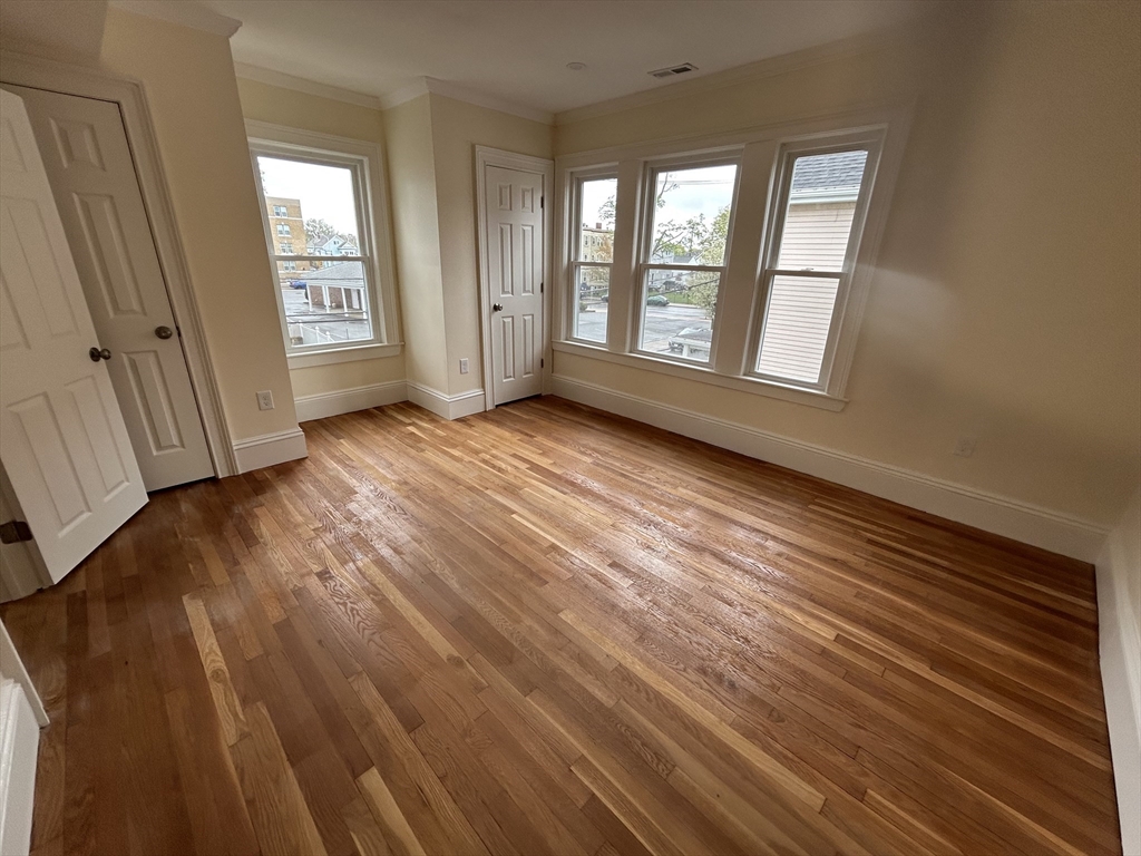 18 Auburn St, Malden