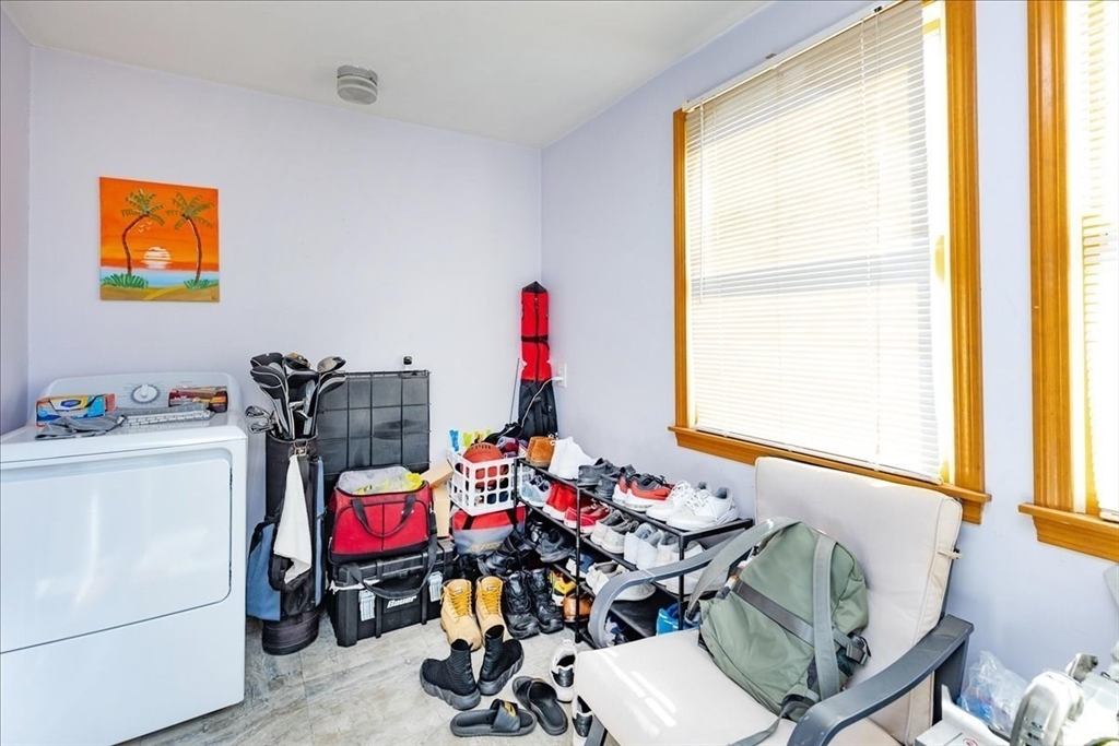 565-567 Riverside Ave, Medford