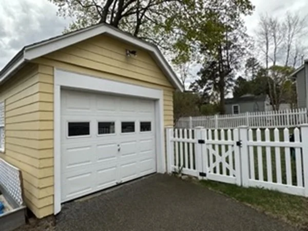10 Bellevue Rd, Payson Park