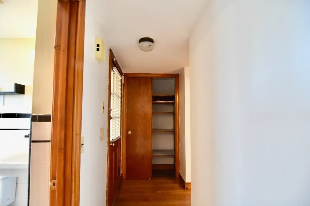 20 Hollis St, Wollaston