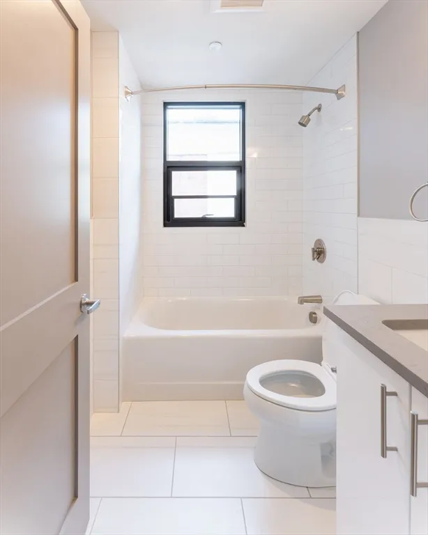 244 Hanover St, North End