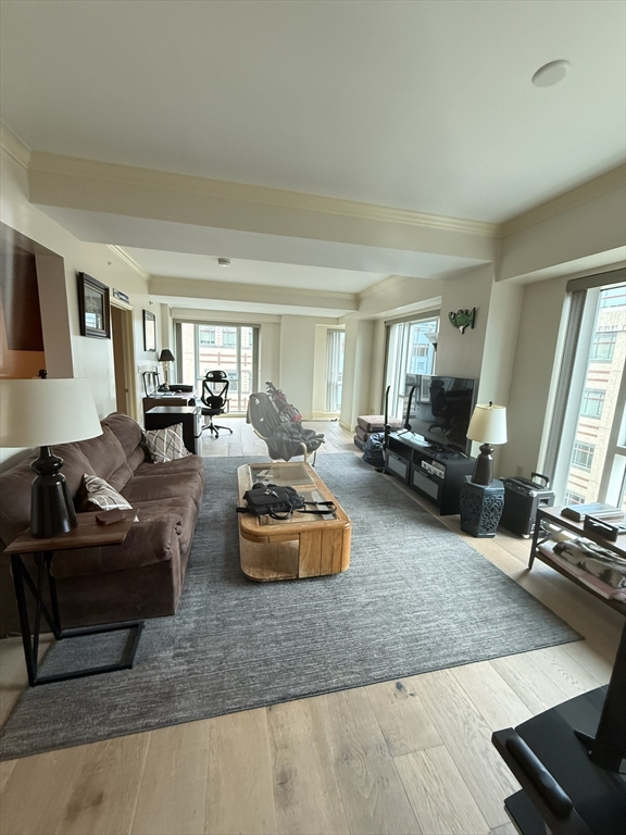 1 Nassau St, Chinatown