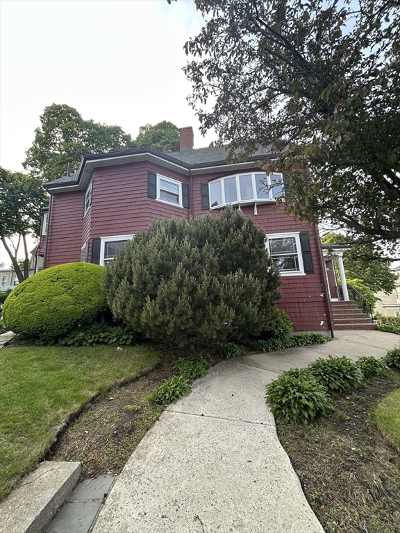 177 Bellingham Ave, Revere