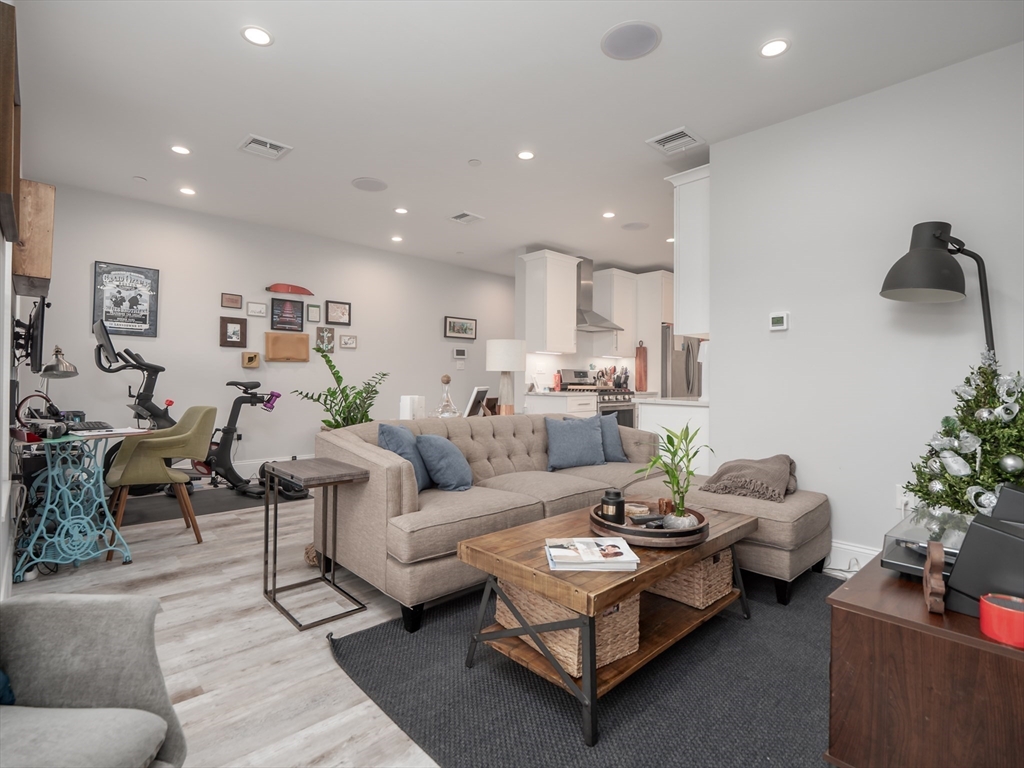 45 L St, South Boston