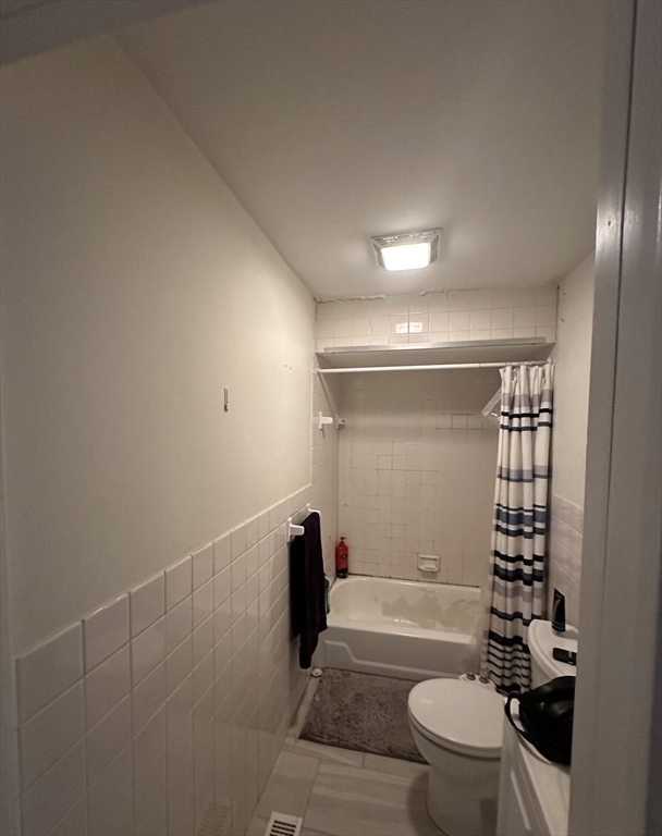 171 Walnut St, Winter Hill