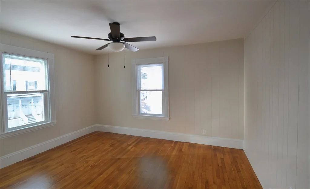 76 Brown St, South Waltham