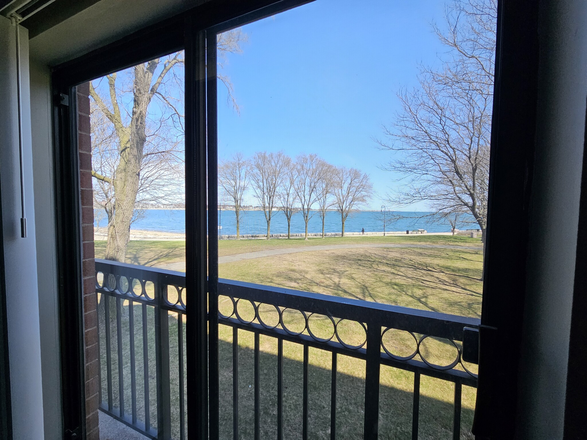 65 North Point Dr, Dorchester