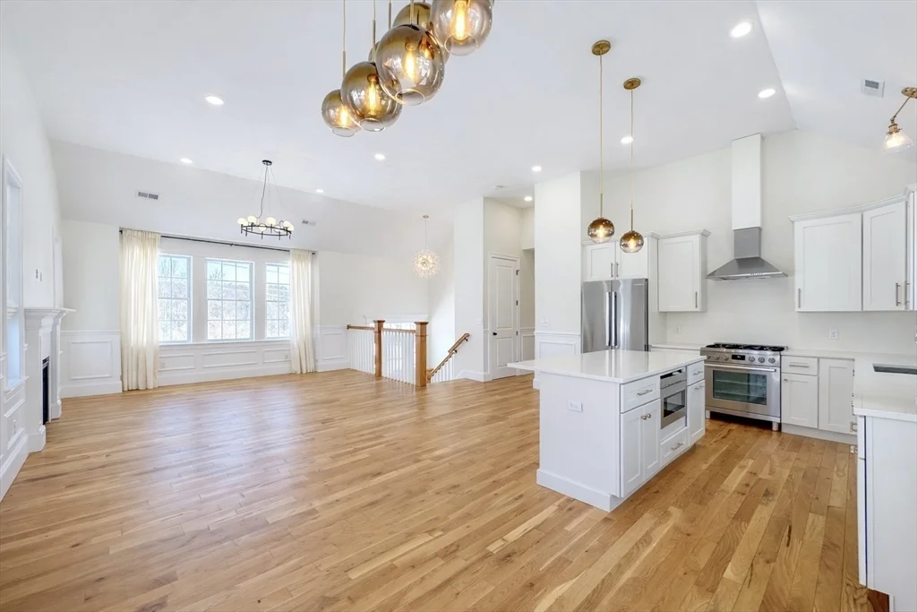 261 Main St, Shrewsbury