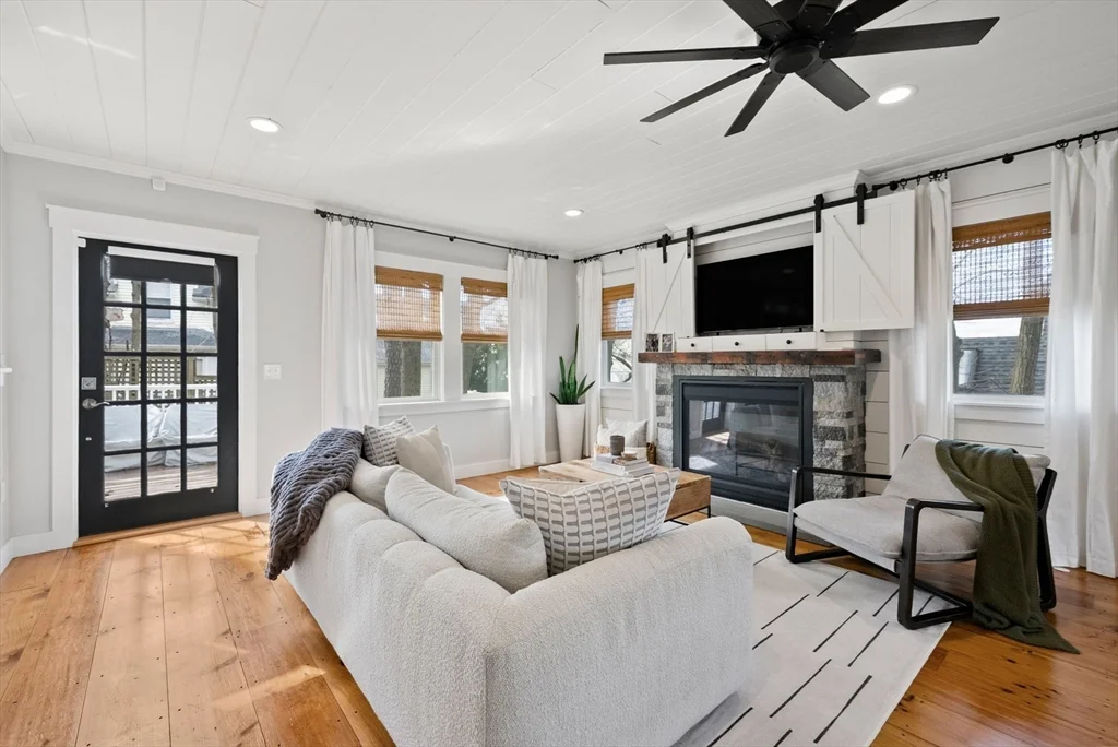 71 King St, Swampscott
