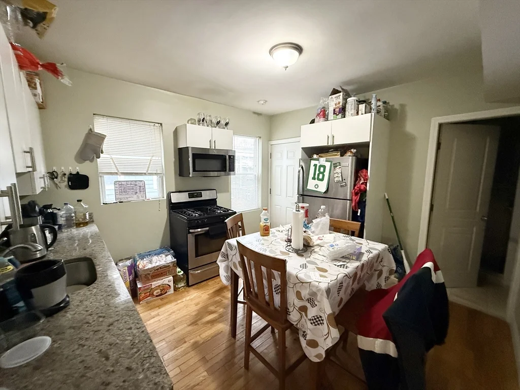 3977 Washington St, Jamaica Plain