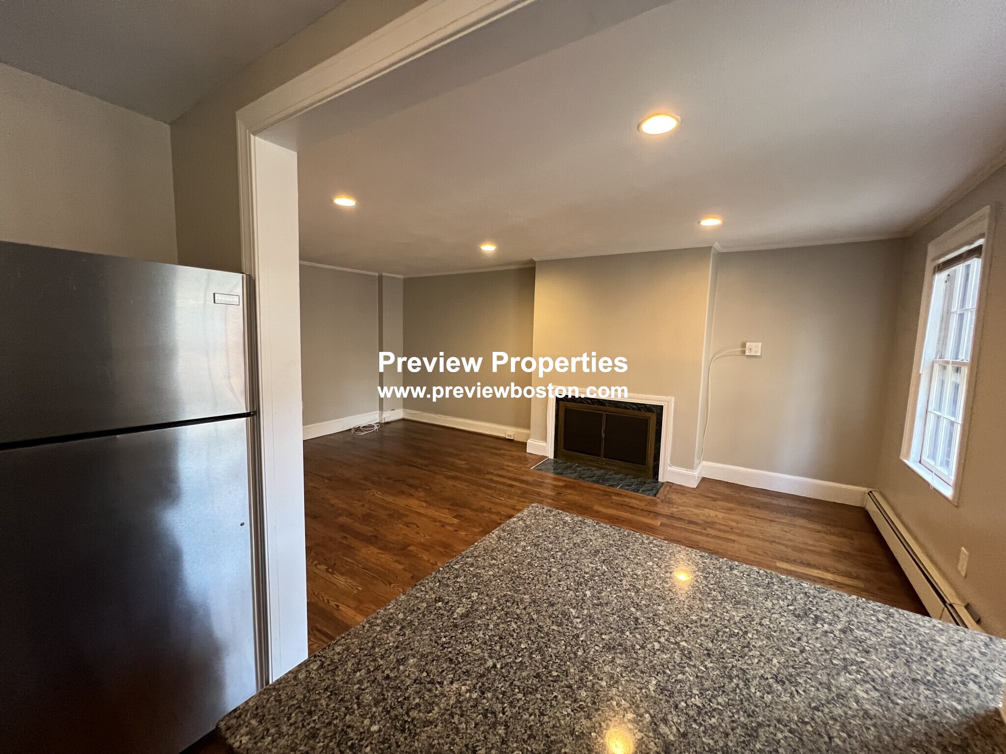 26 Fayette St, Back Bay