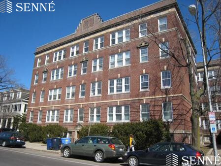 1697 Cambridge St, Mid-Cambridge