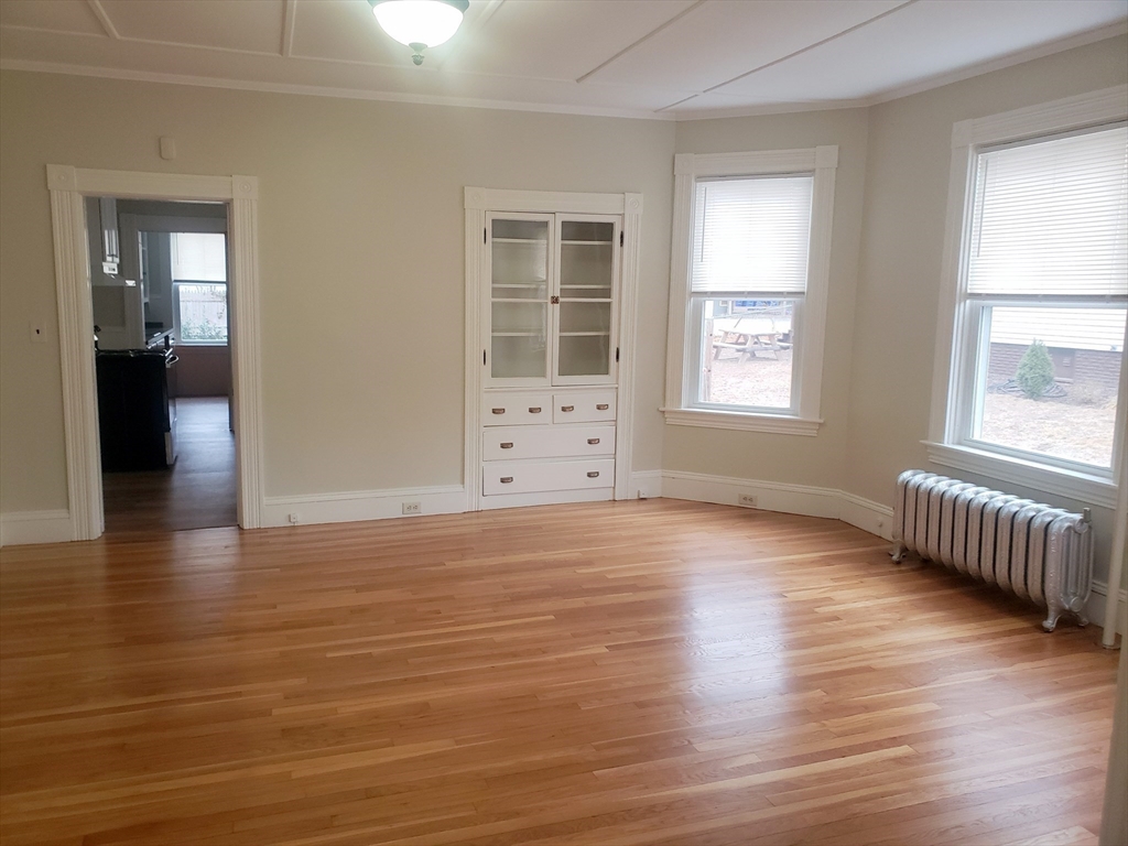 15 Hayward St, Attleboro