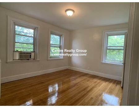 249 Chestnut Hill Ave, Brighton