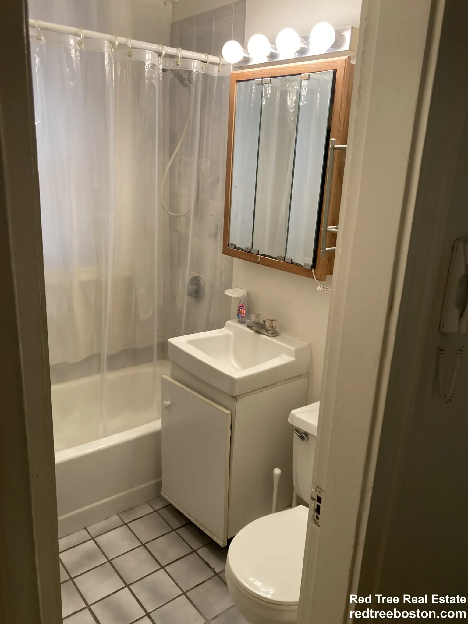 1673 Commonwealth Ave, Brighton