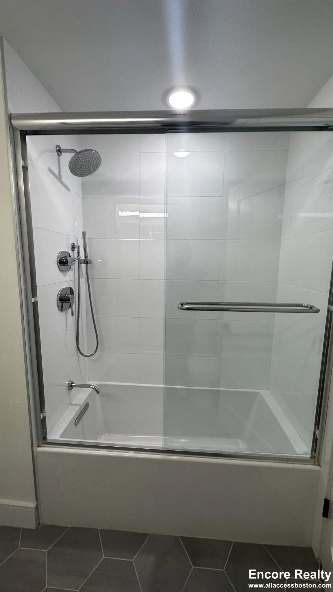 104 Warren St, Brighton