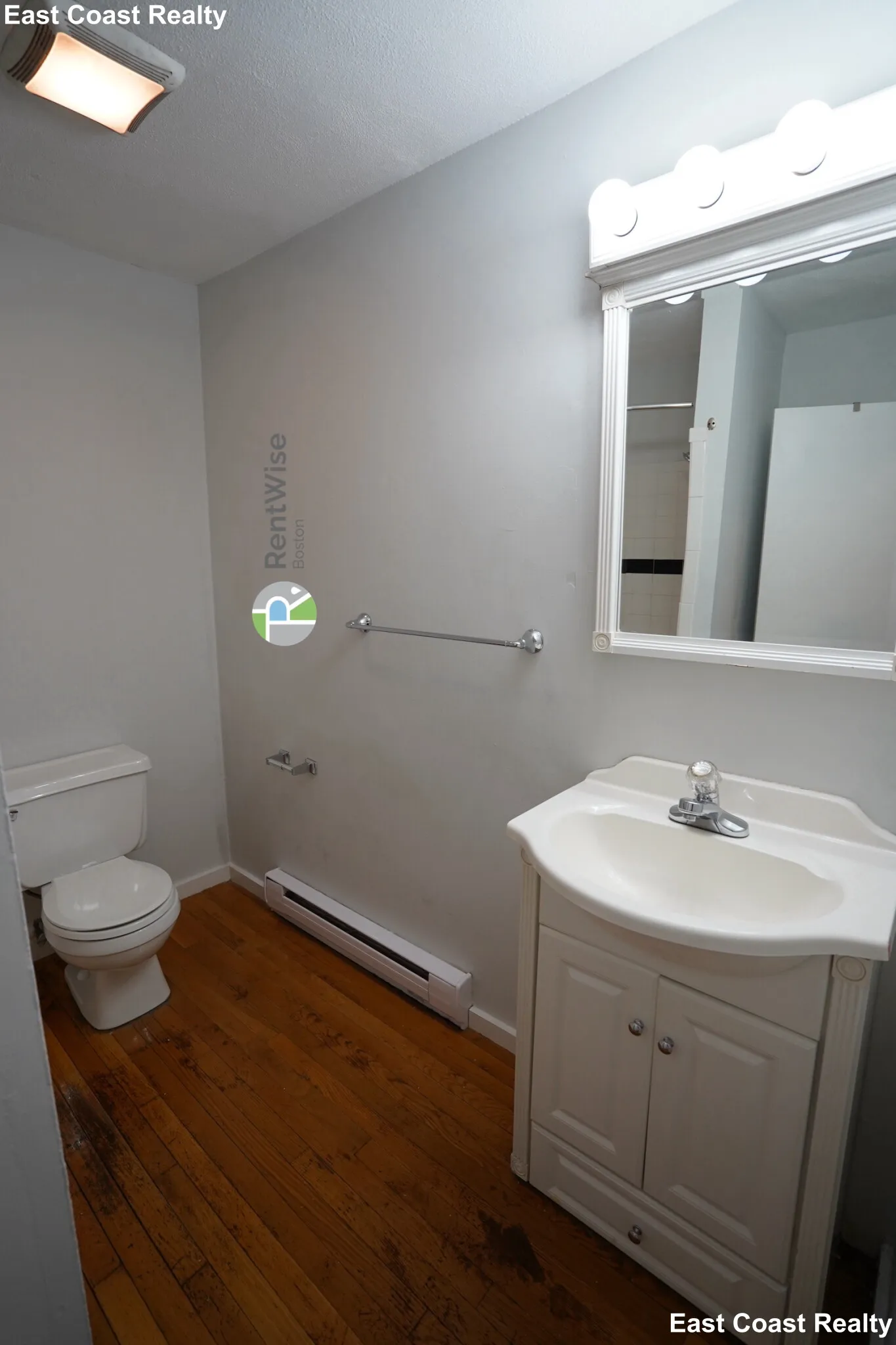 4 Schrepel Pl, South Boston