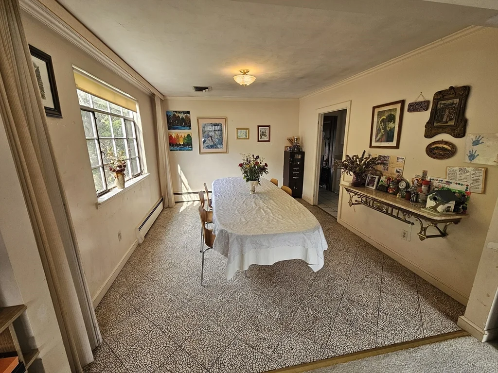 56 Great Meadow Rd, Newton