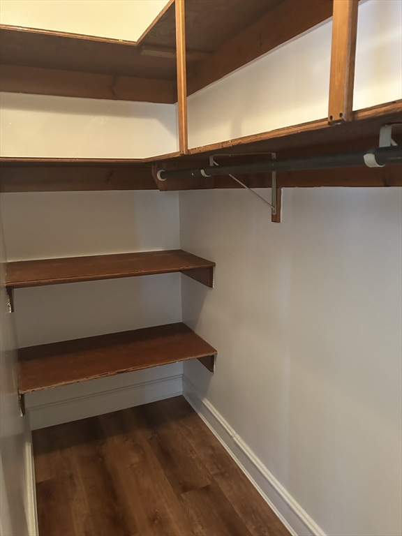 913 Bedford St, Fall River