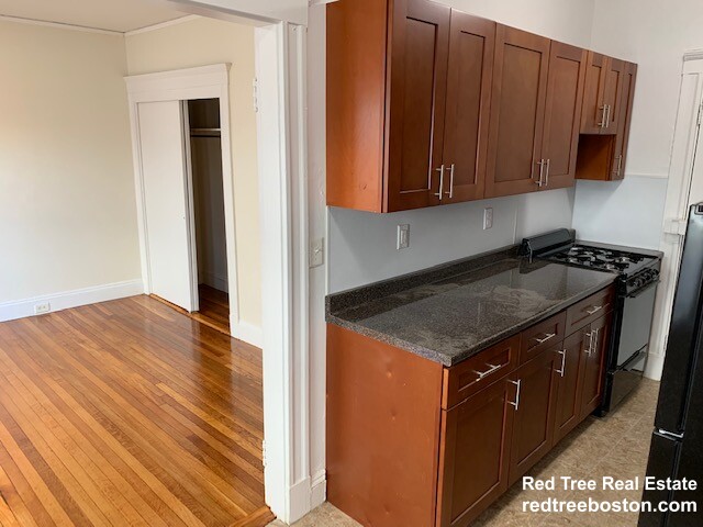 1163 Boylston St, Fenway