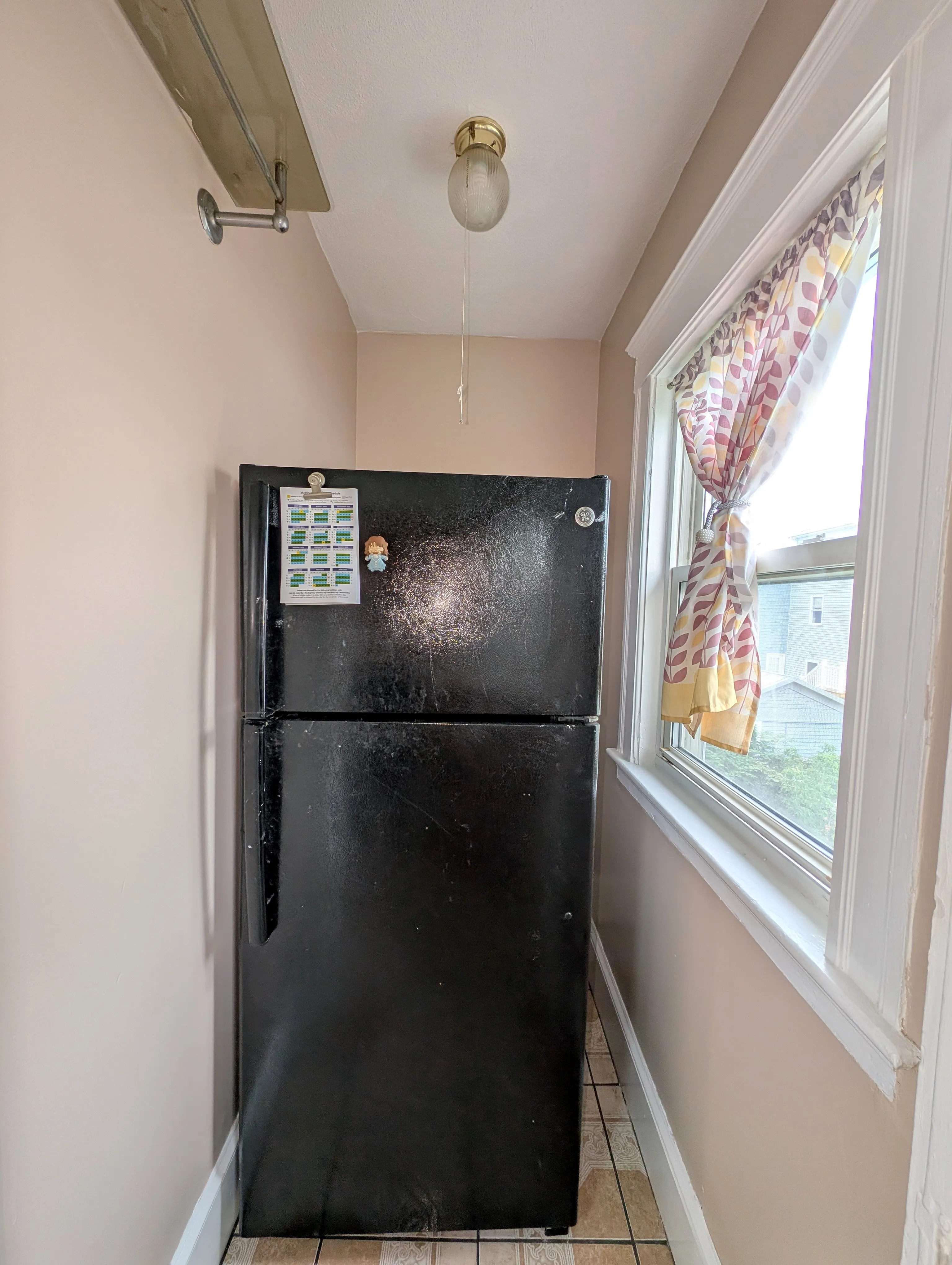 83 Billings Ave, South Medford