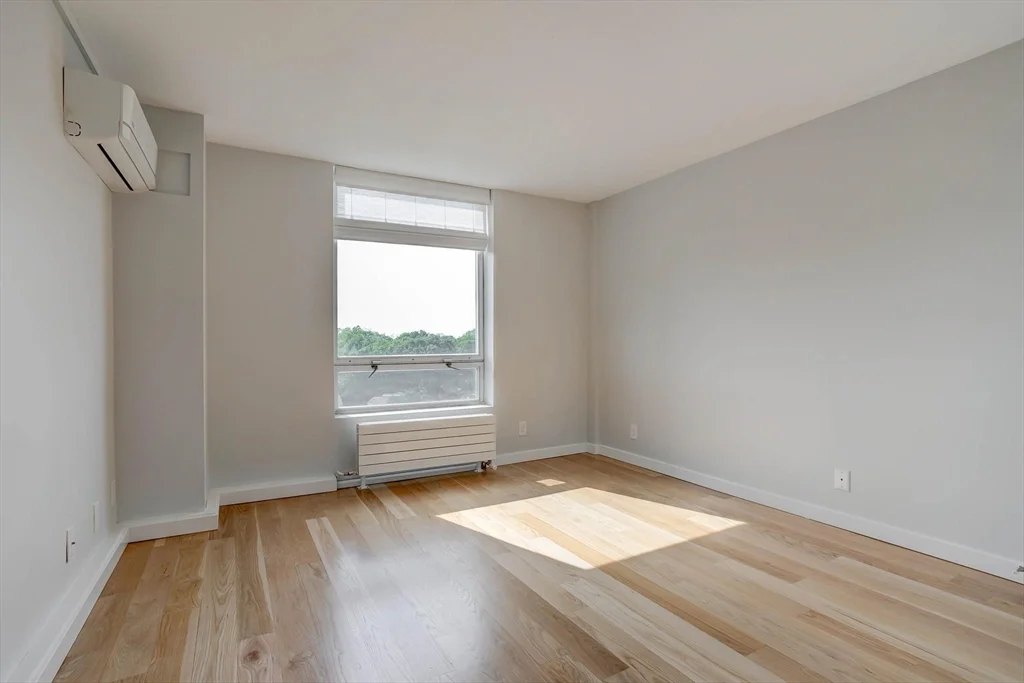 60 Babcock St, Coolidge Corner
