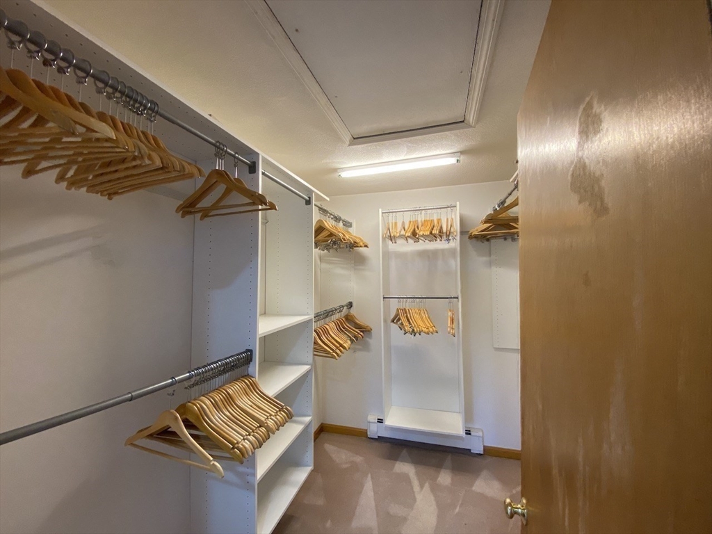 31 Helen St, Waltham