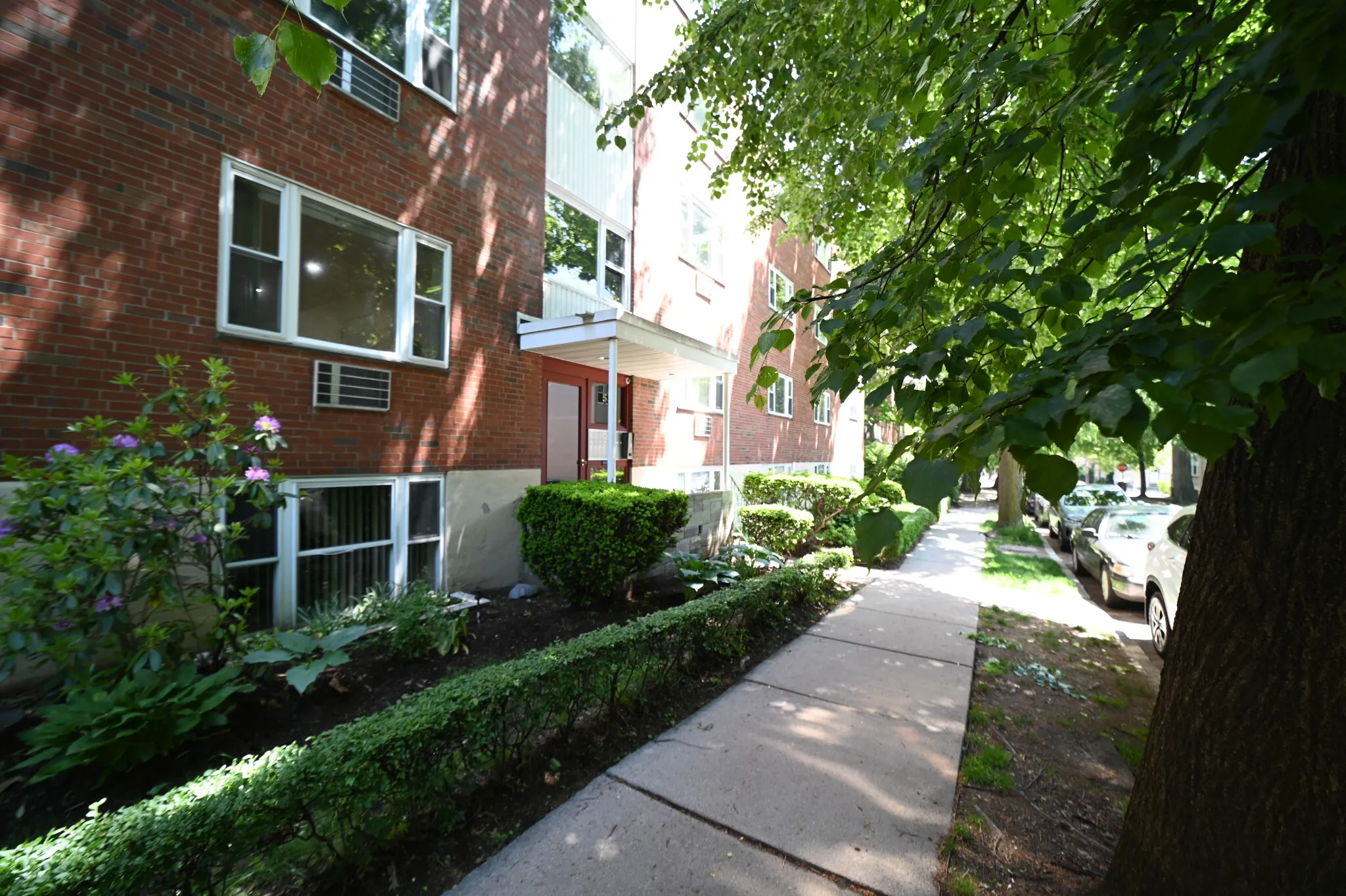 59 Parkman St, Coolidge Corner