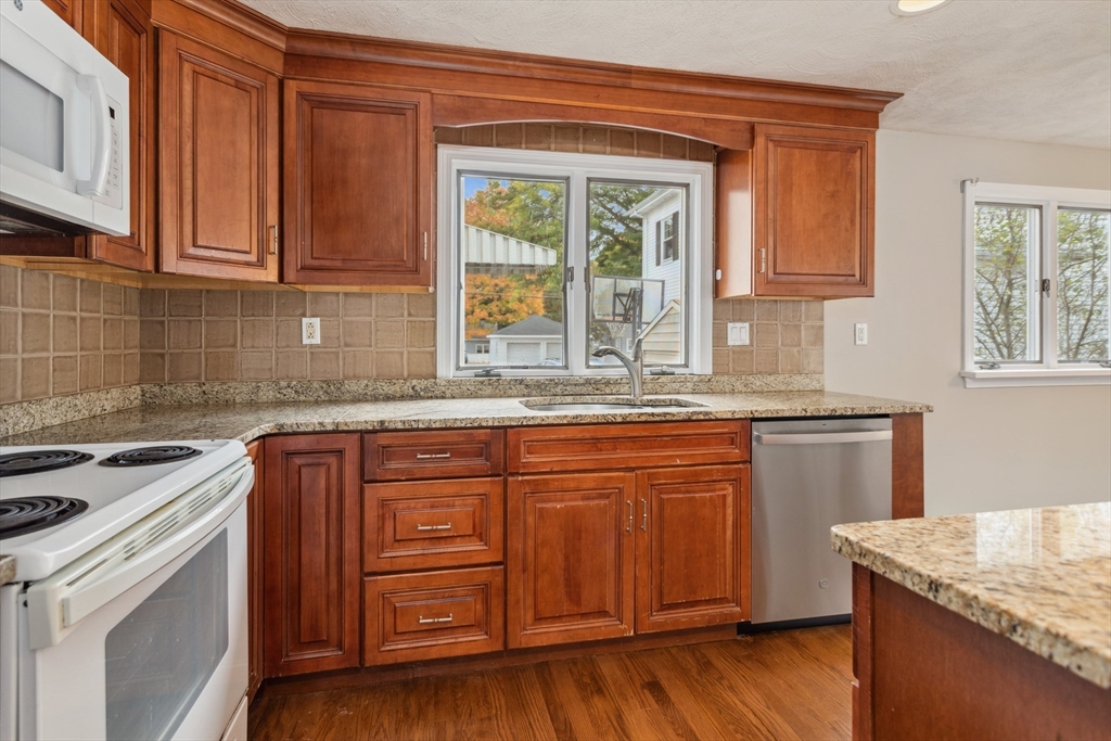 28 Salem St, Wakefield