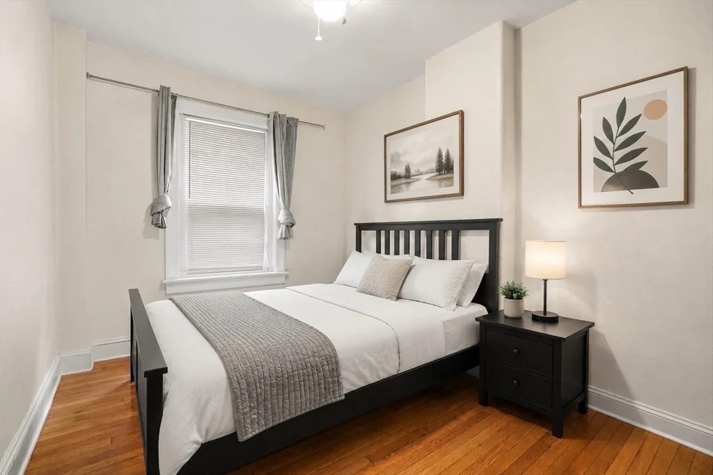 130 Myrtle St, Beacon Hill
