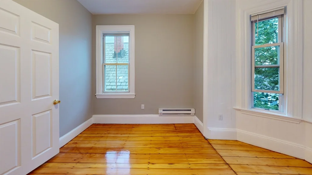 96 Sheridan St, Jamaica Plain