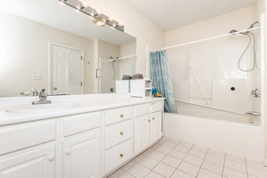 37 Augusta Way, Chelmsford