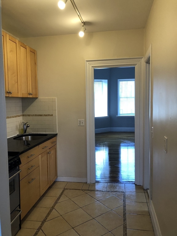 3 Gloucester, Back Bay