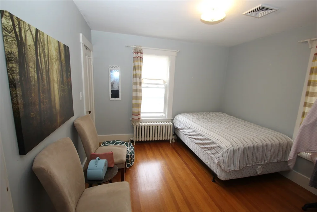 24 Arlington Rd, Woburn