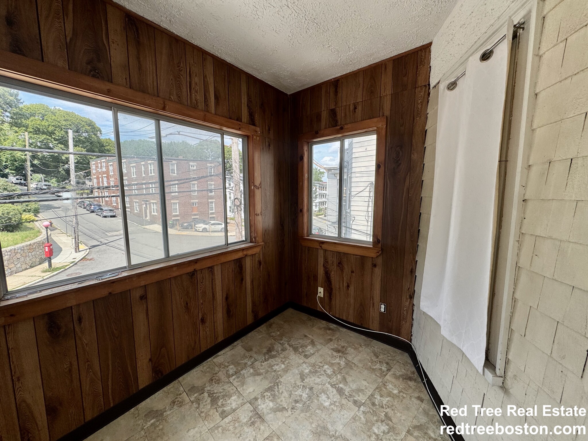 348 Faneuil St, Brighton