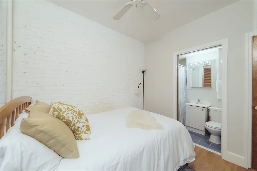 33 Irving, Beacon Hill