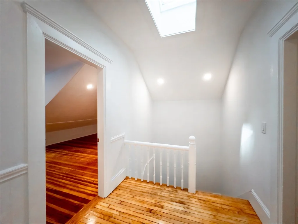 100 Chestnut Ave, Jamaica Plain