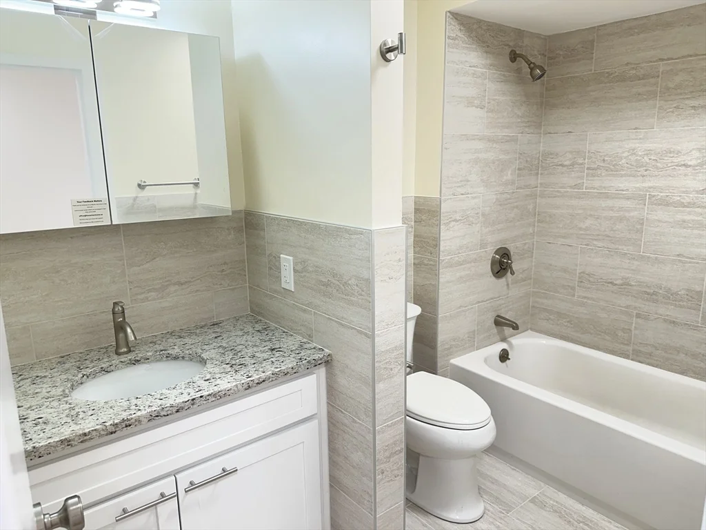 1004 Paradise Rd, Swampscott