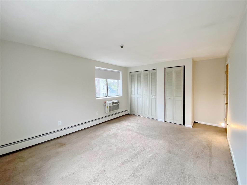 128 Salem St, Malden